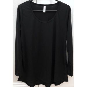 LulaRoe Lynnae Solid Black Long Sleeved Top